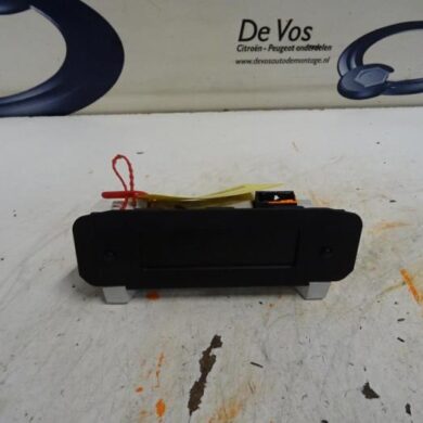 Peugeot 206 1.6 16V Display Interieur NFU 2004 659300-659301-6564CS