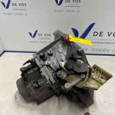 Peugeot 2008 1.2 12V e-THP PureTech 110 Gearbox HNZ 2017 1612478480-1613706680 20ET29