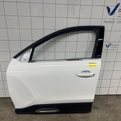 Citroen C4 1.2 Hybrid 136 Door 4-door, front left 2024 9835013480