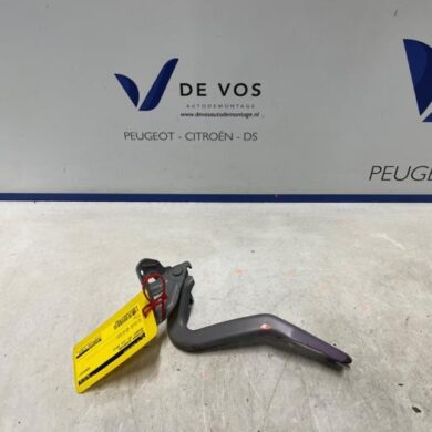 Peugeot 107 1.0 12V Motorkap Scharnier 2013 1607936380