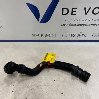 Peugeot 5008  Radiateurslang 2022 9837053080