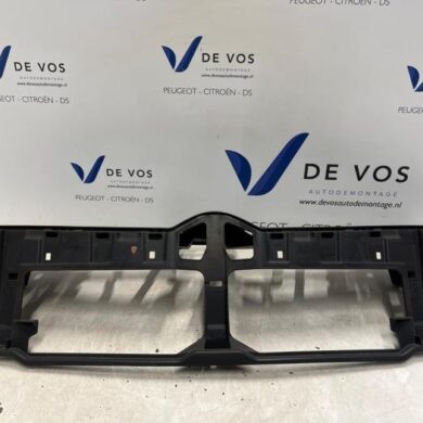 Citroen C4 Picasso 1.6 e-HDi 115 Frontpaneel 2014 9676051880