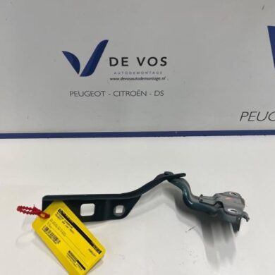 Peugeot 308 e-308 54 kWh Motorkap Scharnier 2023 9835298880