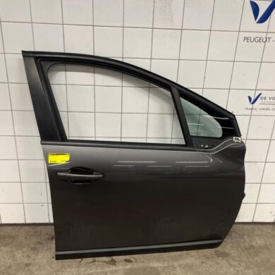 Peugeot 2008 1.2 Vti 12V PureTech 82 Portier 4Deurs rechts-voor 2017 9807820380