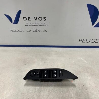 Peugeot 2008 1.2 VTi 12V PureTech 130 Combischakelaar ramen 2021 96788264ZD