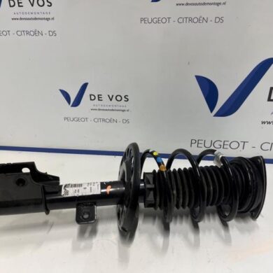 Peugeot 408 1.2 Hybrid 136 Schokdemperpoot rechts-voor 2023 9854047180