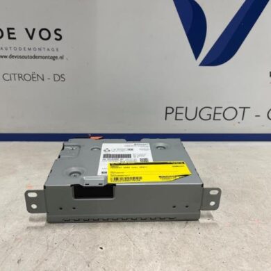 Peugeot 2008 1.2 VTi 12V PureTech 130 Radio 2021 9835408680-1674205880-1680325580
