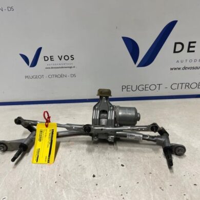 Opel Grandland X 1.2 Turbo 12V Front wiper motor 2019 9824762480