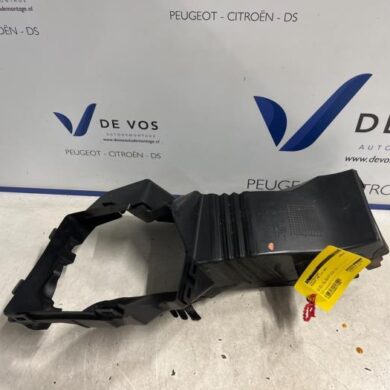 Peugeot 308 1.2 PureTech Hybrid 136 Luchtgeleider 2022 9836046580