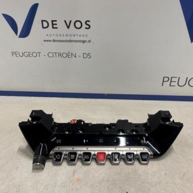 Peugeot 2008 1.2 VTi 12V PureTech 130 Heater control panel 2024 98531848XU