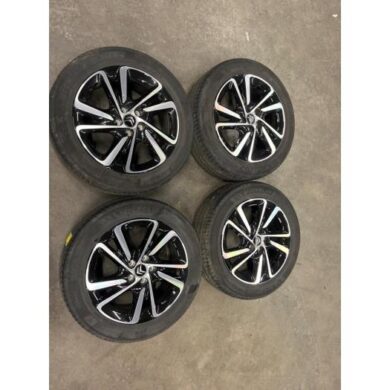 Citroen C4 Picasso 1.2 12V PureTech 130 Velgen set + banden 2022 98138631XY