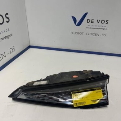 DS Automobiles DS4 1.6 16V E-Tense 225 Taillight, right 2022 9844894880