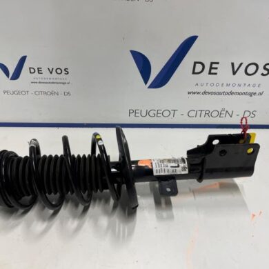 Peugeot 408 1.2 Hybrid 136 Front shock absorber rod, left 2023 9854047180