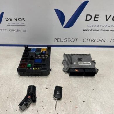 Peugeot 2008 1.2 VTi 12V PureTech 130 Computer Motormanagement HNS-HN05 2021 9838397380