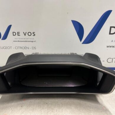 Peugeot 2008 1.2 VTi 12V PureTech 130 Odometer KM 2024 9851860480