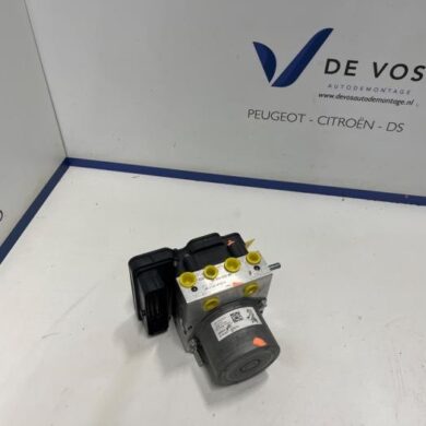 Peugeot 408 1.2 Hybrid 136 ABS pump HN09 2023 1647899480
