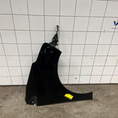 Peugeot 208 1.2 12V e-THP PureTech 110 Front wing, right 2018 9672971480