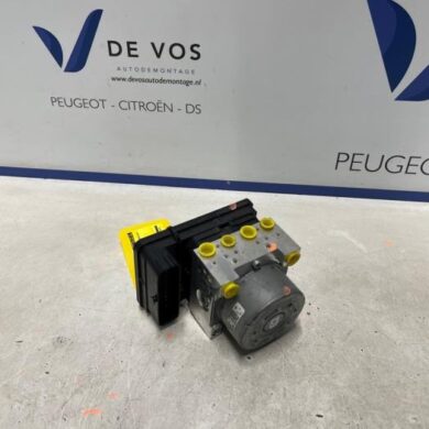 Peugeot 2008 1.2 VTi 12V PureTech 130 ABS pump HNS-HN05 2024 1693688280-9858993780