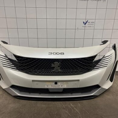 Peugeot 5008  Front bumper 2022 1675868480