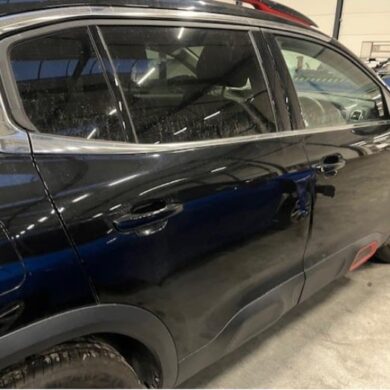 Citroen C5 Aircross 1.2 e-THP PureTech 130 Rear door 4-door, right 2020 9825753380