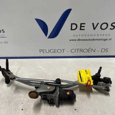 Citroen C4 1.2 PureTech 130 12V Ruitenwissermotor voor 2021 9824784980
