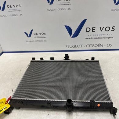 Peugeot 2008 1.2 VTi 12V PureTech 130 Radiateur HNS-HN05 2021 9827174680