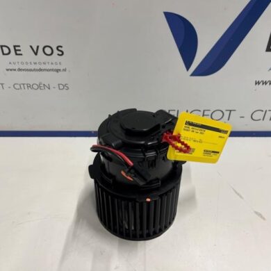 Peugeot 308 e-308 54 kWh Kachel Ventilatiemotor 2023 9837609380