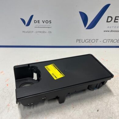 Peugeot 308 1.2 PureTech Hybrid 136 Tyre repair kit 2022 9844398080-9816284680