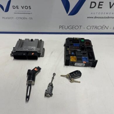 Peugeot Expert 1.5 BlueHDi 100 Computer Motormanagement YHR-YH01 2022 9845780880-1684467980-1684468180