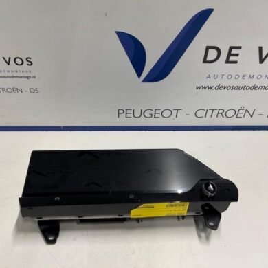 Citroen C4 1.2 Hybrid 136 Interior display HN09 2024 9840456480-9860581980