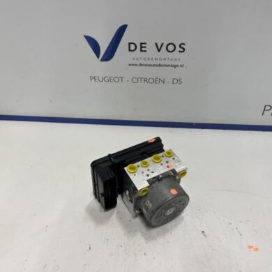Citroen C4 1.2 Hybrid 136 ABS pump HN09 2024 9852904480