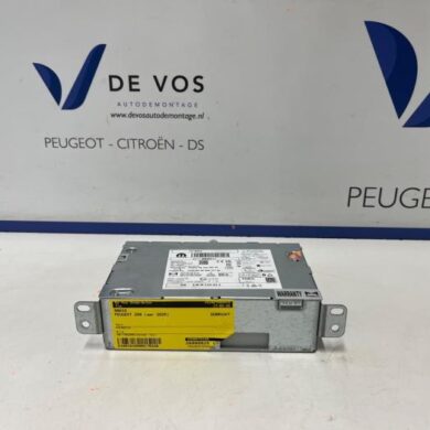 Peugeot 208 1.2 Hybrid 136 Radio 2025 6500679180-6502368380-9871992080