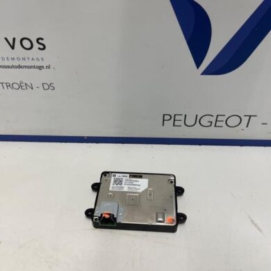 Opel Grandland X 1.6 Turbo 16V Hybrid Wireless charger 2023 YQ00113280-13521066