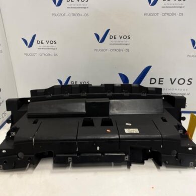 Peugeot Partner  Frontpaneel 2023 9847316280