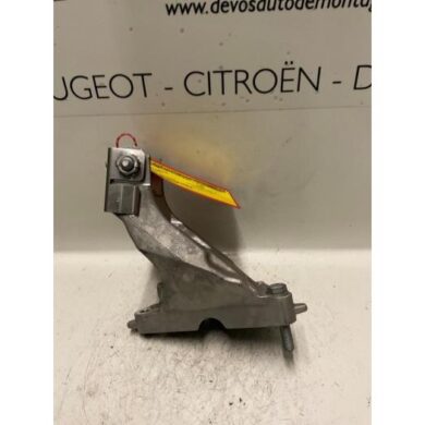Peugeot 607 2.7 HDi V6 24V Engine mount UHZ 2006 1813C3