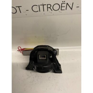 Peugeot 1007 1.4 16V Engine mount KFU 2006 1839E9