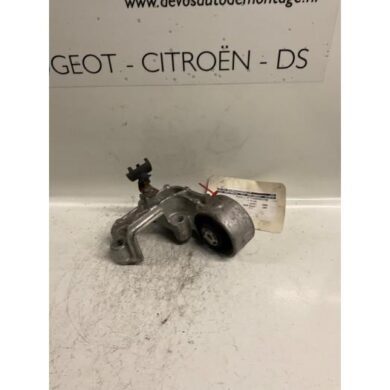 Citroen Xantia  Motorlager P8C 1997 1807C7