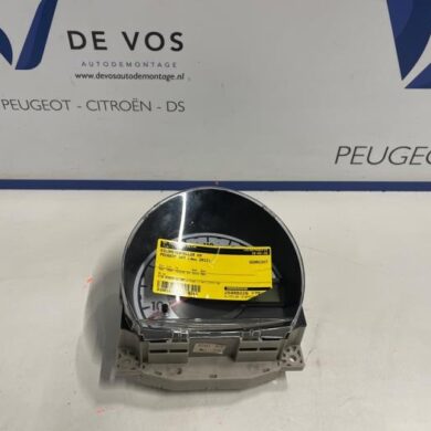 Peugeot 107 1.0 12V Odometer KM 2013 B000698580