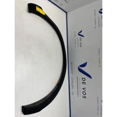 Citroen C4 1.2 Hybrid 136 Wheel arch strip 2024 98329589XT