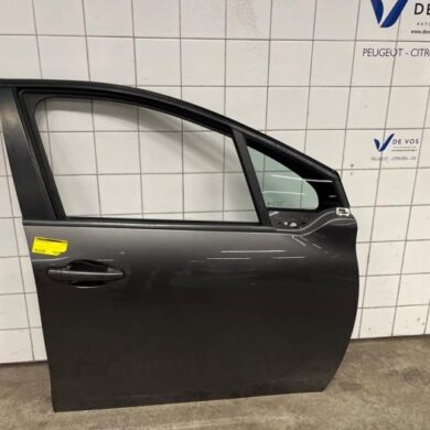 Peugeot 208 1.2 Vti 12V PureTech Tür 4-türig rechts vorne 2018 9807820680