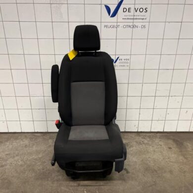 Peugeot Expert 1.5 BlueHDi 100 Seat, left 2022