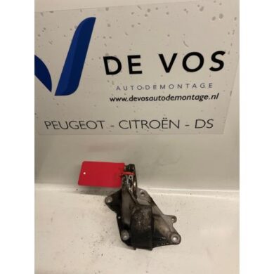 Peugeot 406 2.0 S,SL,ST,STX 16V Motorlager RFV 1997 1807C3