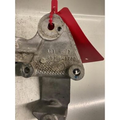 Citroen Xantia 2.1 TD 12V SX,Activa Engine mount P8C 1997 1807C7