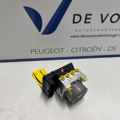 Opel Corsa 1.2 Turbo 12V 100 ABS Pomp HNK-HN05 2022 1682605380-1681013280-9846124980