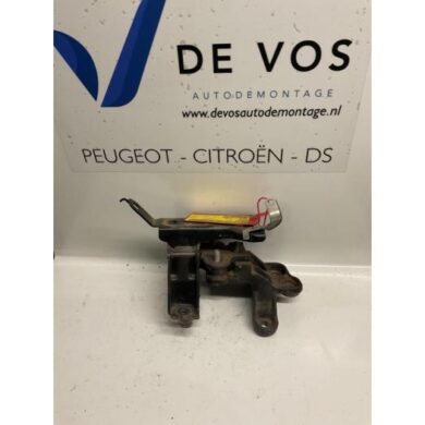 Citroen C1 1.0 12V Engine mount CFA 2006 1813J6