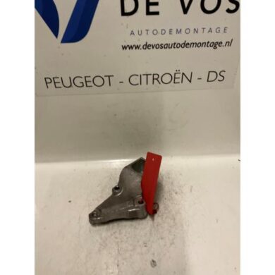 Peugeot Partner 2.0 HDI Engine mount RHY 2003 1807J5