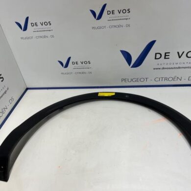 Citroen C4 1.2 Hybrid 136 Wheel arch strip 2024 98313447XT