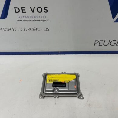 Peugeot 208 1.2 Hybrid 136 Computer lighting module 2025