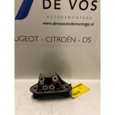 Peugeot 407  Engine mount UHZ 2006 182129-182140