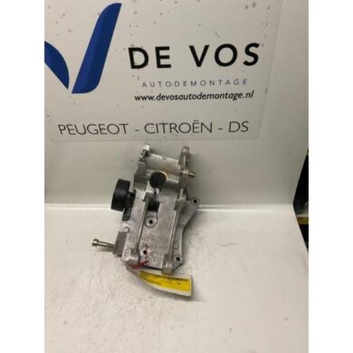 Citroen Diversen 2.0 HDi 110 Dynamosteun boven RHZ 2001 5706E8